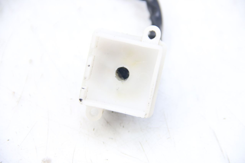 photo de IGNITION SWITCH PEUGEOT KISBEE 4T 50 (2018 - 2022) - Zoom on usage condition