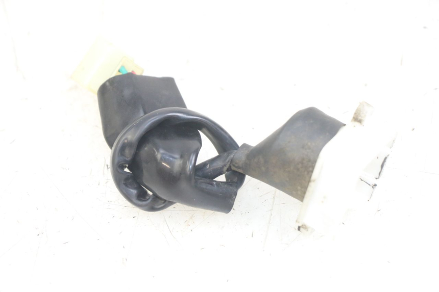 photo de IGNITION SWITCH PEUGEOT KISBEE 4T 50 (2010 - 2017) - Alternative perspective