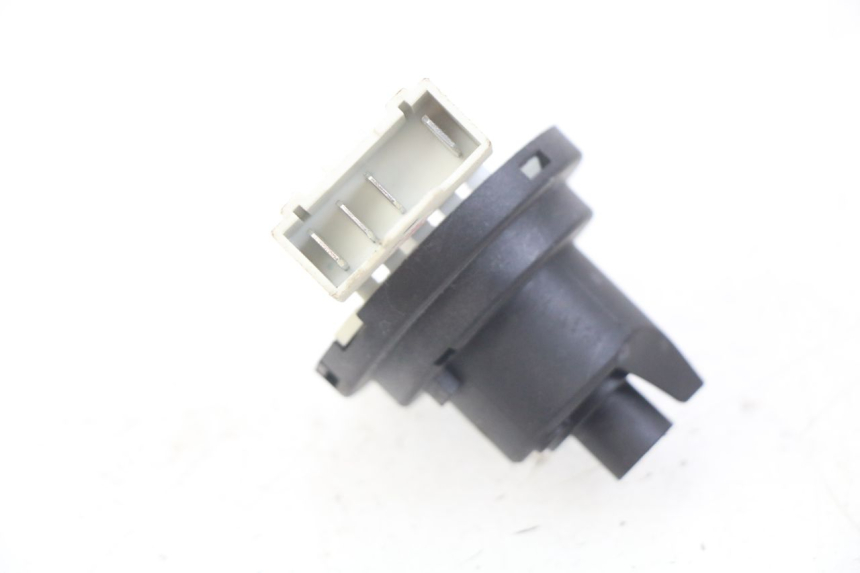 photo de IGNITION SWITCH PIAGGIO LIBERTY IGET 4T 50 (2015 - 2020) - Component detail