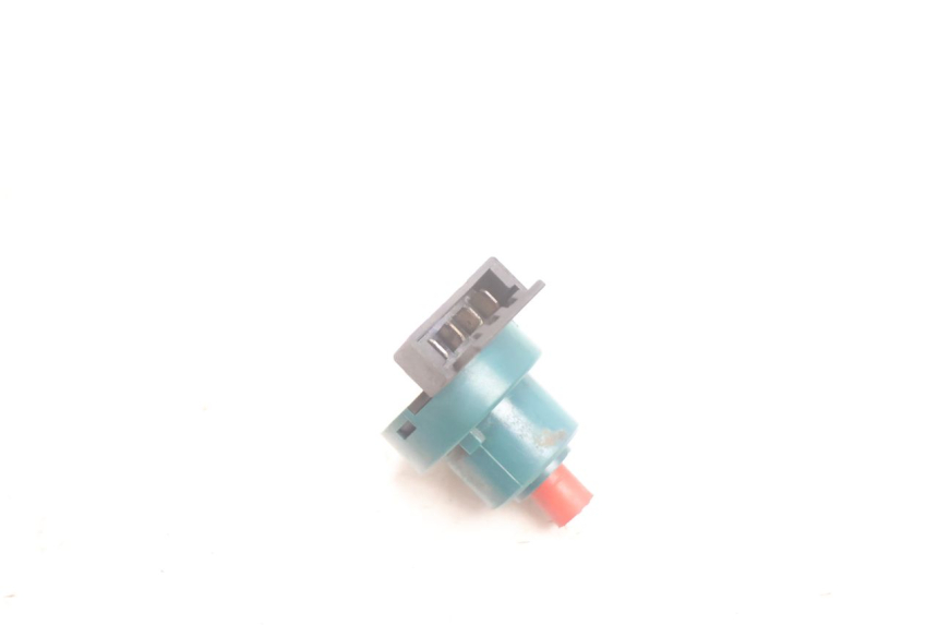 photo de SWITCH PIAGGIO LIBERTY 125 (1998 - 2008) - Technical close-up