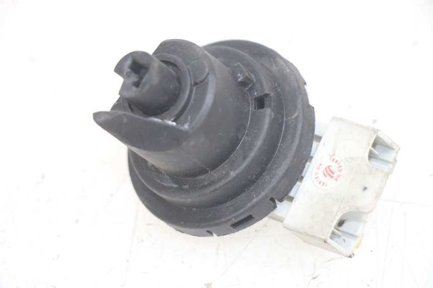 photo de IGNITION SWITCH PIAGGIO MEDLEY 125 (2016 - 2023) - Main view