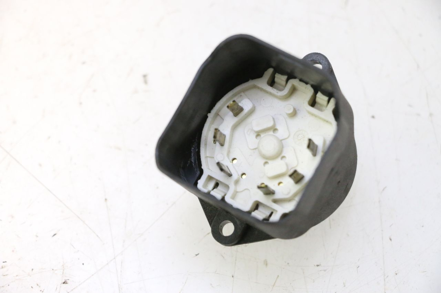 photo de SWITCH PIAGGIO MP3 500 (2011 - 2015) - Alternative perspective