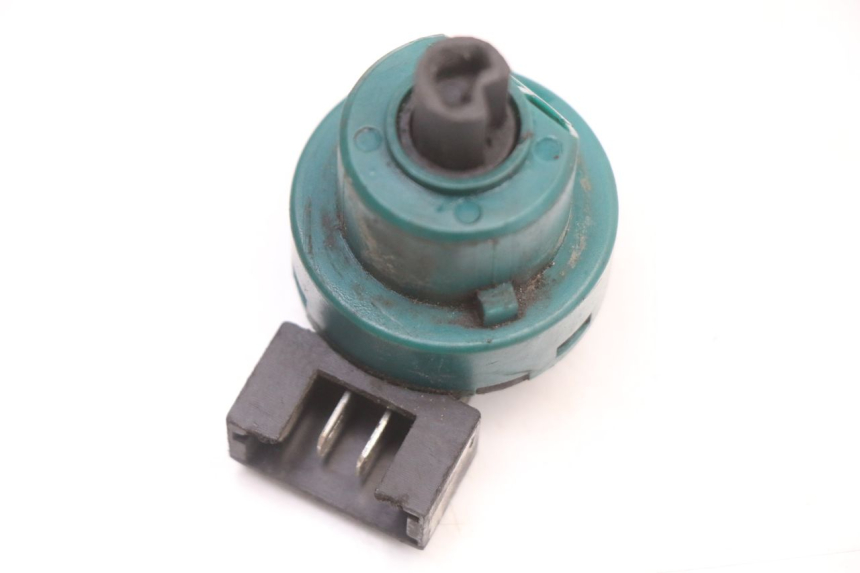 photo de IGNITION SWITCH PIAGGIO NEW TYPHOON 50 (2018 - 2021) - Zoom on usage condition