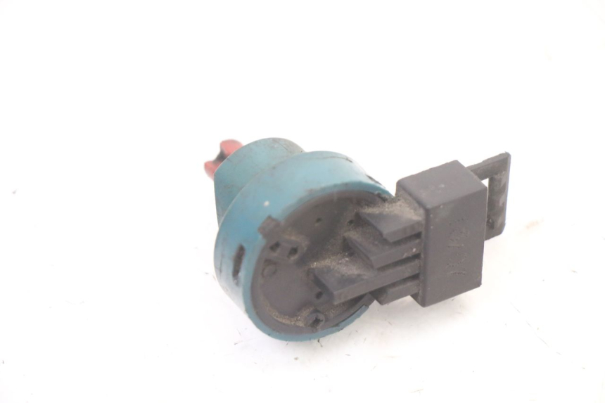 photo de IGNITION SWITCH PIAGGIO VESPA LX 2T 50 (2005 - 2013) - Alternative perspective