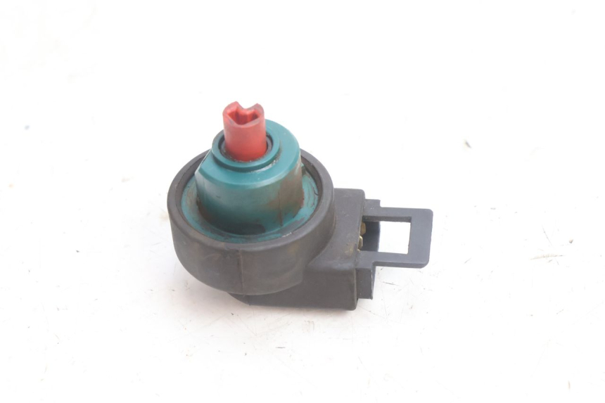 photo de SWITCH GILERA RUNNER SP 50 (2002 - 2004) - Component detail