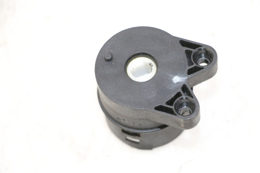 photo de SWITCH PEUGEOT SATELIS 125 (2006 - 2009) - Zoom on usage condition