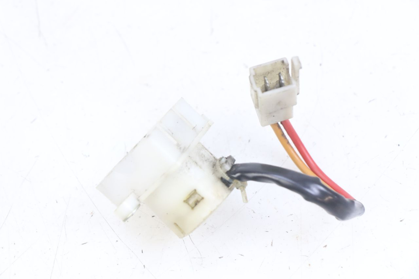 photo de IGNITION SWITCH APRILIA SCARABEO LIGHT 125 (2007 - 2011) - Zoom on usage condition