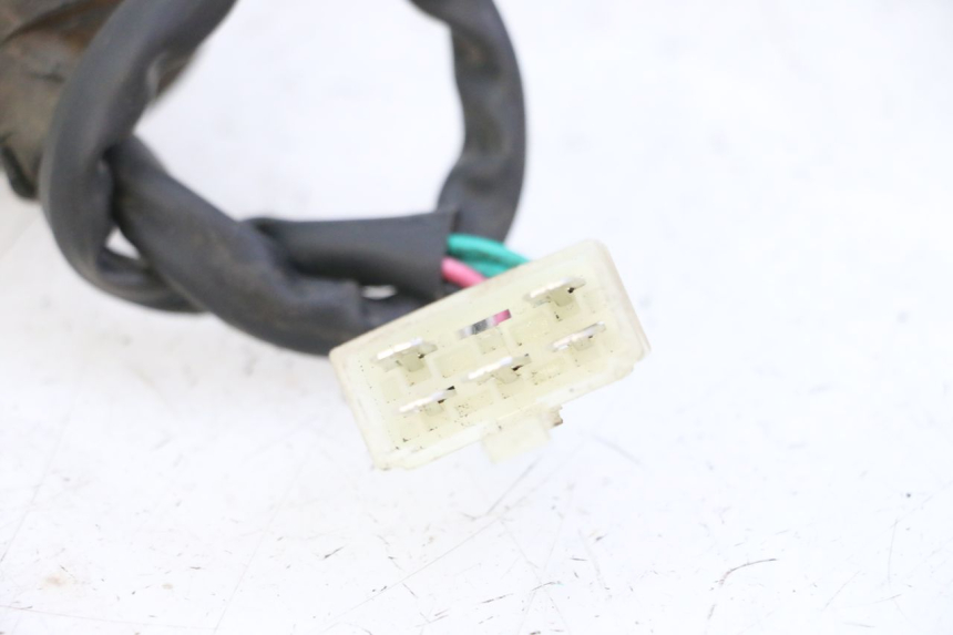 photo de IGNITION SWITCH PEUGEOT TWEET 4T 50 (2014 - 2019) - Alternative perspective