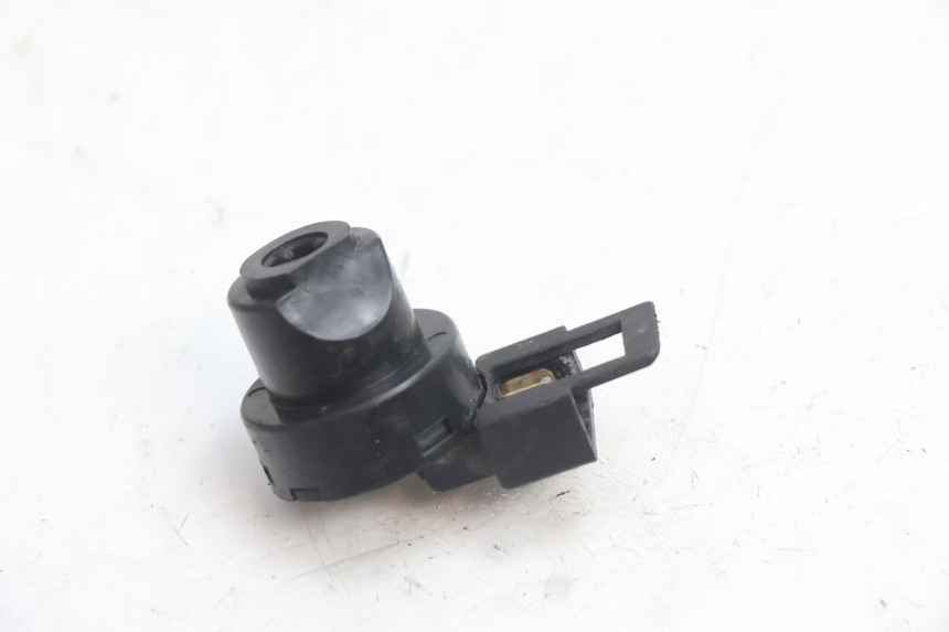 photo de SWITCH PIAGGIO TYPHOON 50 (2000 - 2009) - Component detail