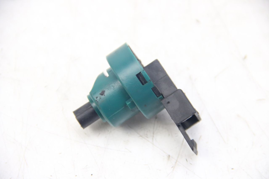 photo de IGNITION SWITCH PIAGGIO VESPA S 2T 50 (2007 - 2014) - Technical close-up