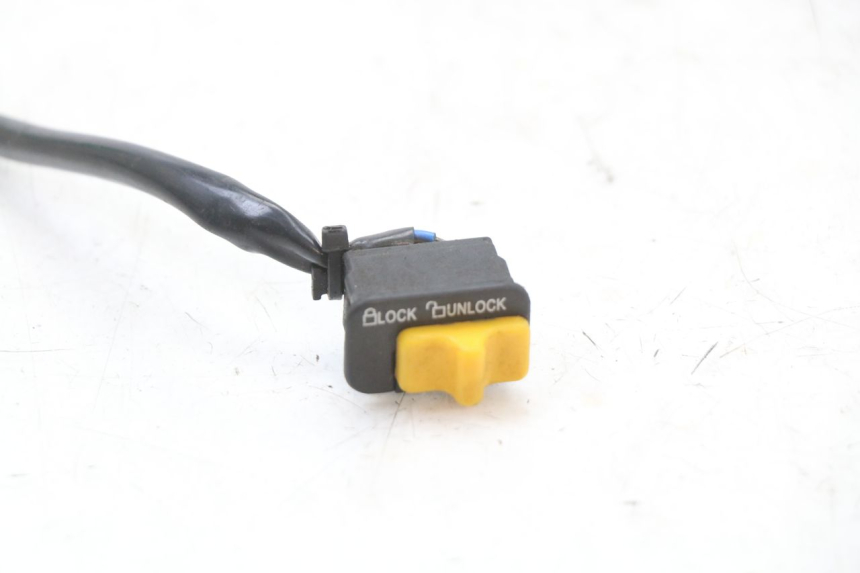 photo de IGNITION SWITCH SYM X-PRO 4T 50 (2014 - 2021) - Alternative perspective