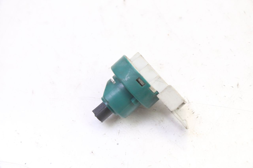 photo de IGNITION SWITCH PIAGGIO X9 EVOLUTION 125 (2003 - 2007) - Main view