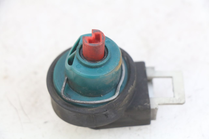 photo de IGNITION SWITCH PIAGGIO XEVO - X EVO 125 (2007 - 2017) - Main view