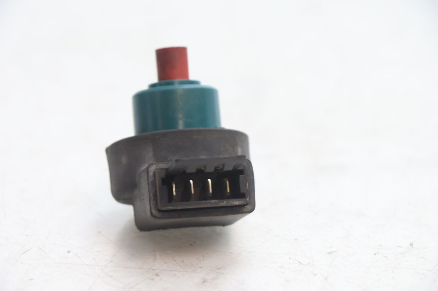 photo de IGNITION SWITCH PIAGGIO ZIP 2T 50 (2009 - 2019) - Alternative perspective