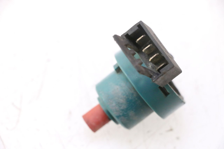 photo de IGNITION SWITCH PIAGGIO ZIP 2T 50 (2009 - 2019) - Alternative perspective