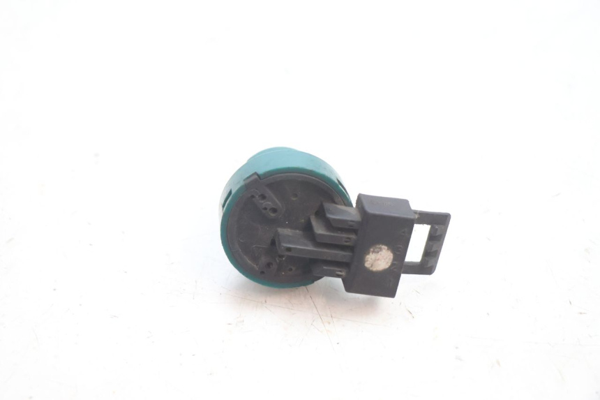photo de IGNITION SWITCH PIAGGIO ZIP 4T 50 (2018 - 2020) - Alternative perspective