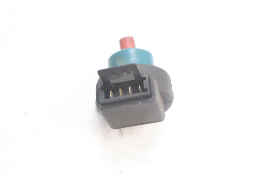 photo de SWITCH PIAGGIO ZIP IGET 4T 50 (2021 - 2023) - Zoom on usage condition