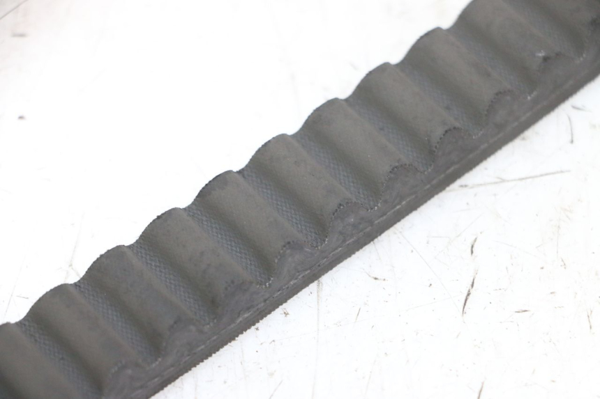 photo de DRIVE BELT SUZUKI BURGMAN 125 (2007 - 2014) - Zoom on usage condition