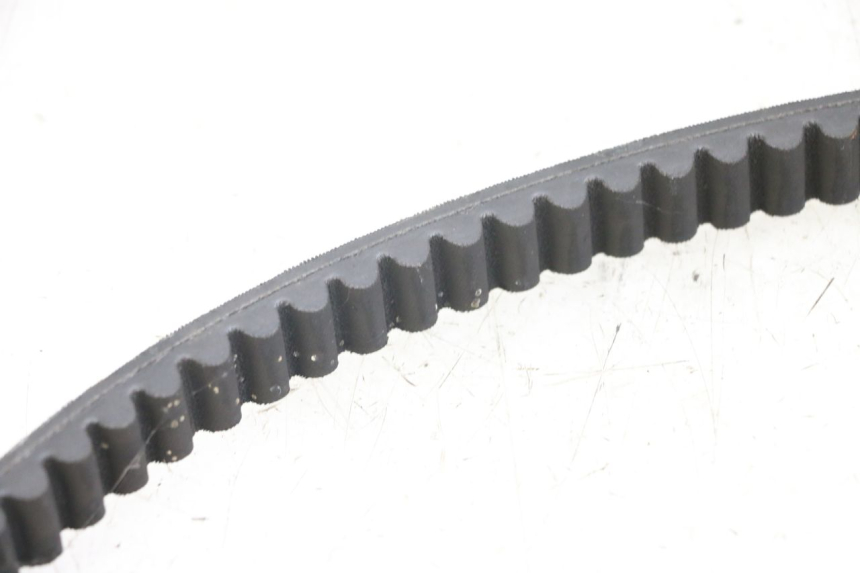 photo de BELT YAMAHA XMAX X-MAX 125 (2006 - 2009) - Alternative perspective