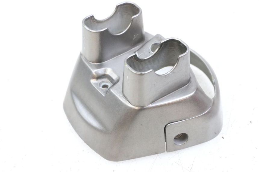 photo de Handlebar cover KYMCO AGILITY RS 4T 50 (2009 - 2013) - Technical close-up