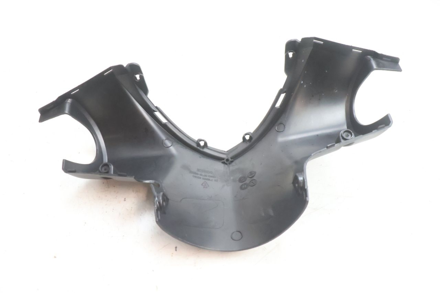 photo de REAR HANDLEBAR COVER KYMCO AGILITY 16+ 4T 50 (2018 - 2023) - Alternative perspective