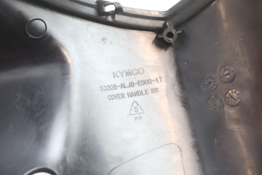 photo de HANDLE BAR REAR PANEL KYMCO AGILITY CITY 16P 125 (2015 - 2024) - Surface and material condition