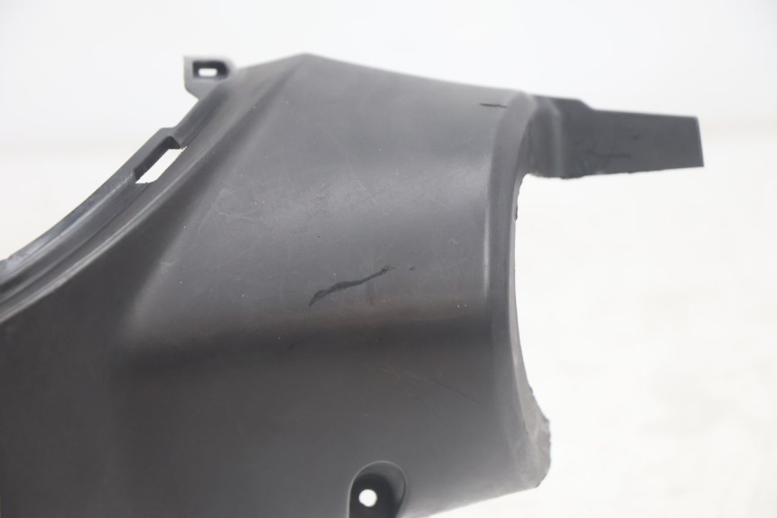 photo de REAR HANDLEBAR COVER KYMCO AGILITY CITY 2T 50 (2008 - 2016) - Zoom on usage condition