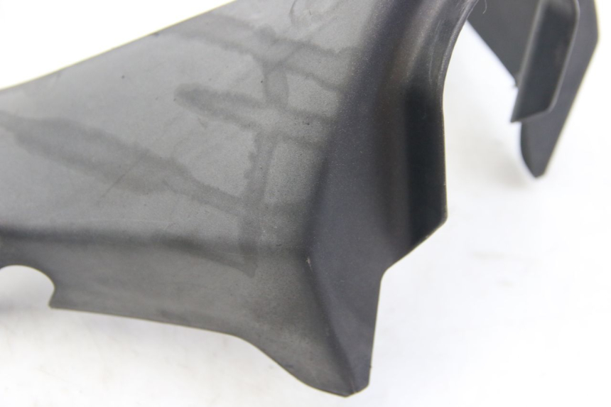 photo de REAR HANDLEBAR COVER APRILIA ATLANTIC 500 (2002 - 2003) - Markings and original references