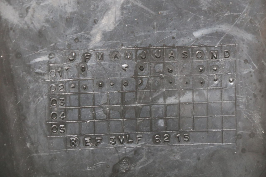 photo de REAR HANDLEBAR COVER MBK BOOSTER SPIRIT 50 (1999 - 2003) - Component detail