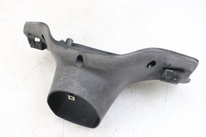 photo de REAR HANDLEBAR COVER MBK BOOSTER SPIRIT 50 (2004 - 2017) - Component detail