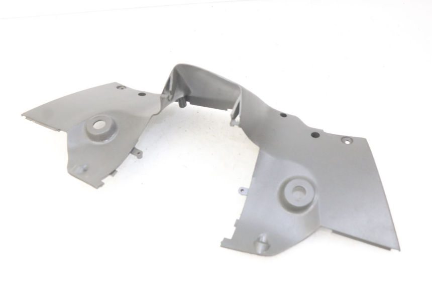 photo de REAR HANDLEBAR COVER SUZUKI CP 80 (1985 - 1996) - Zoom on usage condition