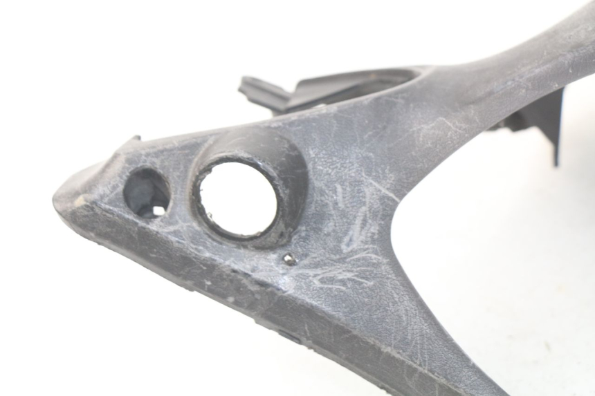 photo de REAR HANDLEBAR COVER YAMAHA CYGNUS X INJECTION 125 (2007 - 2013) - Alternative perspective