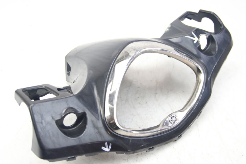 photo de REAR HANDLEBAR COVER YAMAHA D'ELIGHT DELIGHT 125 (2017 - 2020) - Fixing points details
