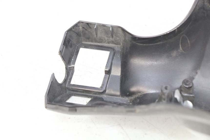 photo de REAR HANDLEBAR COVER YAMAHA D'ELIGHT DELIGHT 115 (2013 - 2017) - Alternative perspective