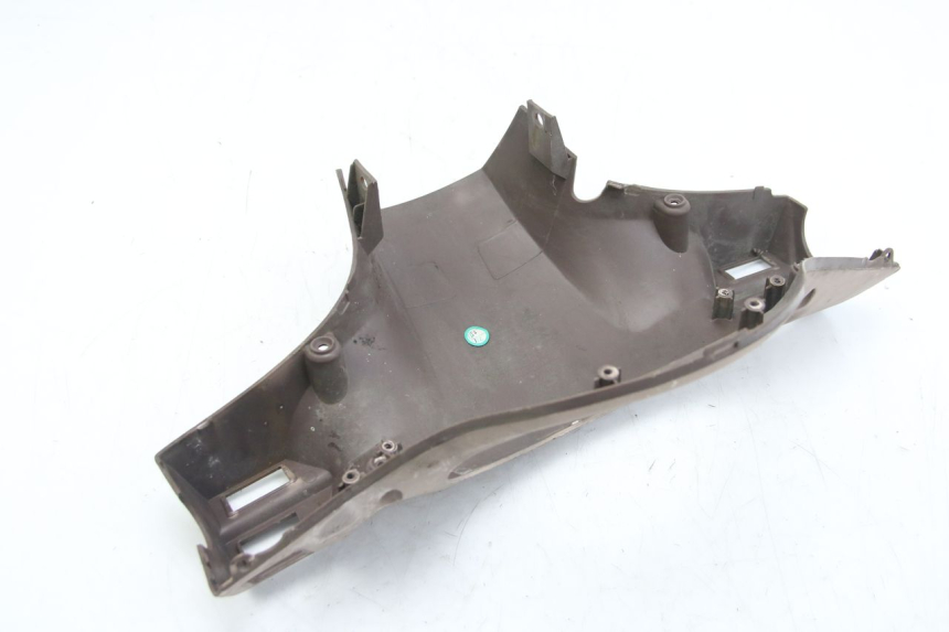 photo de REAR HANDLEBAR COVER SYM FIDDLE 2 125 (2010 - 2013) - Fixing points details