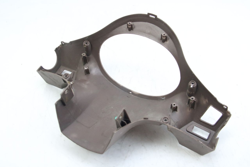 photo de REAR HANDLEBAR COVER SYM FIDDLE 2 125 (2010 - 2013) - Markings and original references