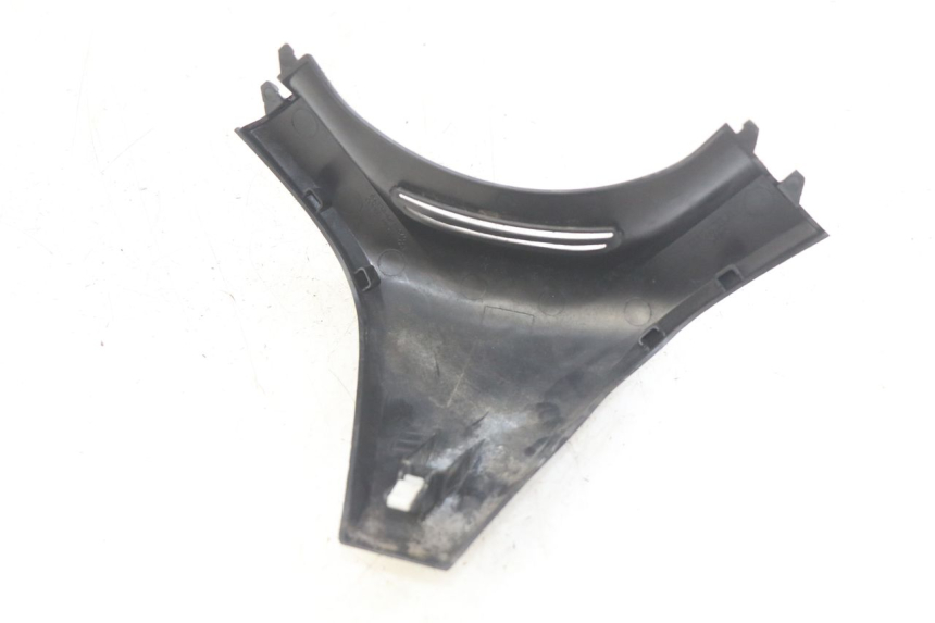 photo de REAR HANDLEBAR COVER HONDA FJS SILVERWING SILVER WING 400 (2009 - 2016) - Zoom on usage condition