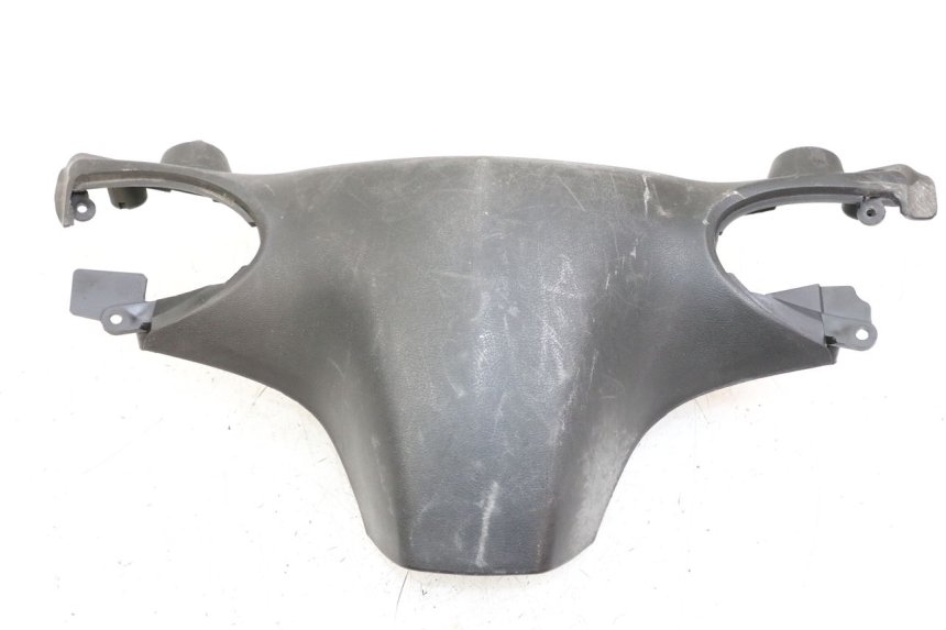 photo de HANDLE BAR REAR PANEL MBK FLAME X 125 (2007 - 2016) - Zoom on usage condition