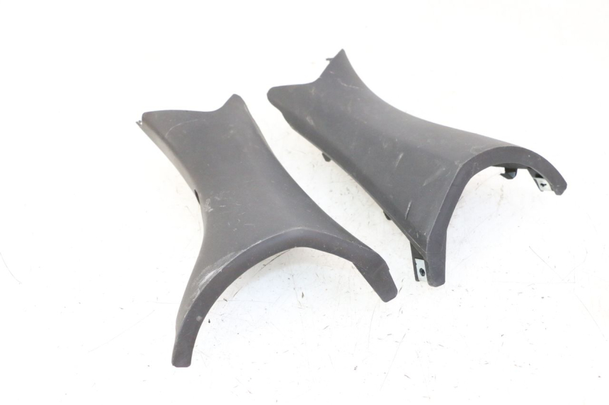 photo de HANDLE BAR REAR PANEL SYM JOYMAX 125 (2010 - 2017) - Component detail