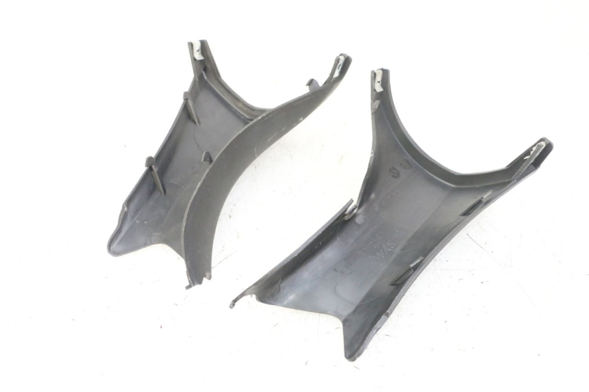 photo de HANDLE BAR REAR PANEL SYM JOYMAX 125 (2010 - 2017) - Product overview