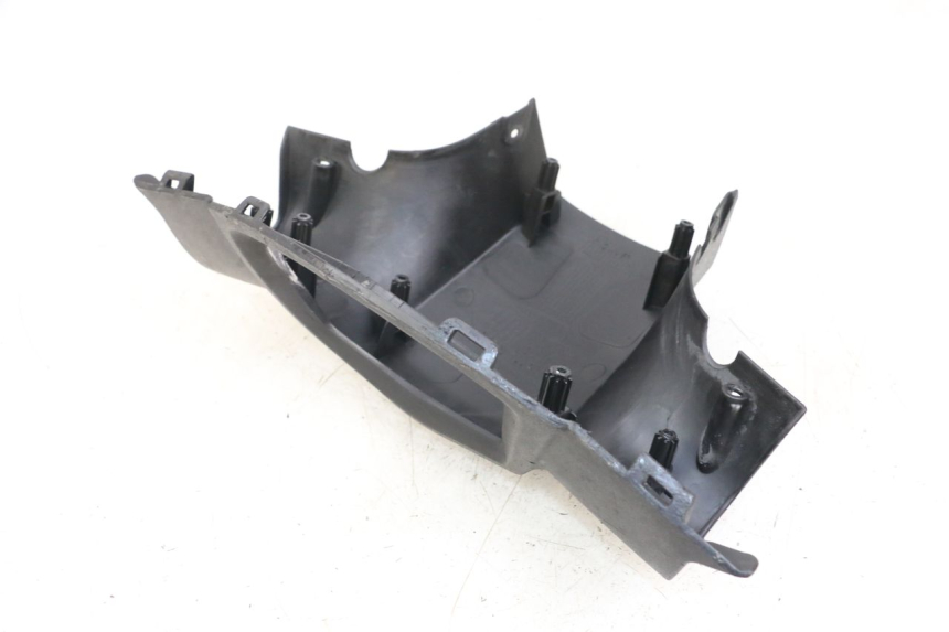 photo de HANDLE BAR REAR PANEL PEUGEOT KISBEE 2T 50 (2018 - 2022) - Technical close-up