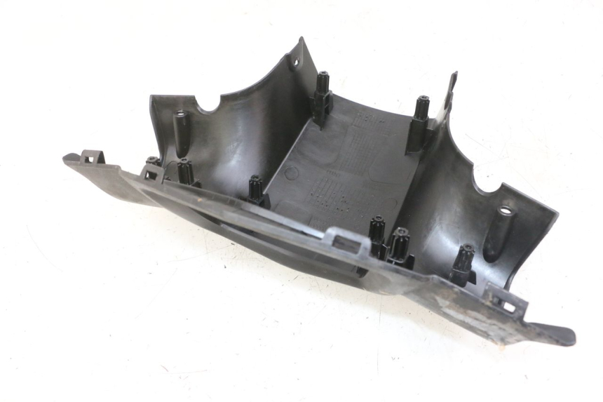 photo de HANDLE BAR REAR PANEL PEUGEOT KISBEE 2T 50 (2018 - 2022) - Technical close-up