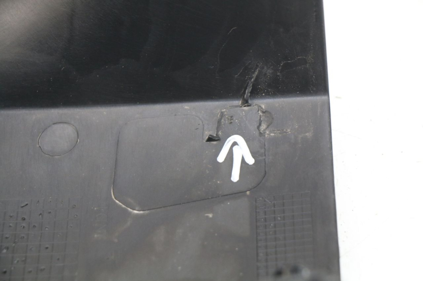 photo de REAR HANDLEBAR COVER PEUGEOT KISBEE 4T 50 (2018 - 2022) - Product overview