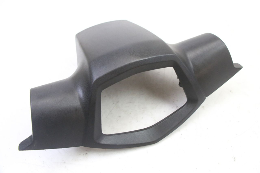photo de REAR HANDLEBAR COVER PEUGEOT KISBEE 4T 50 (2018 - 2022) - Alternative perspective