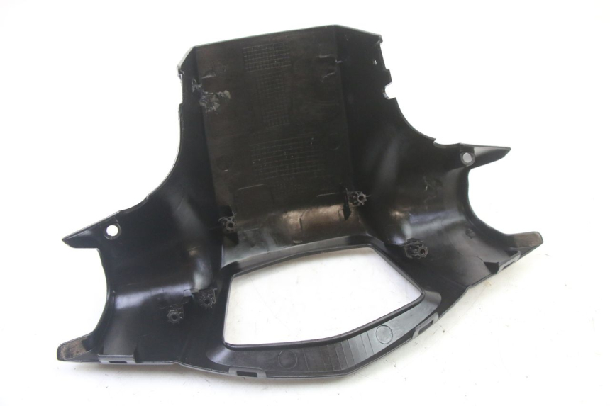 photo de REAR HANDLEBAR COVER PEUGEOT KISBEE 4T 50 (2018 - 2022) - Product overview