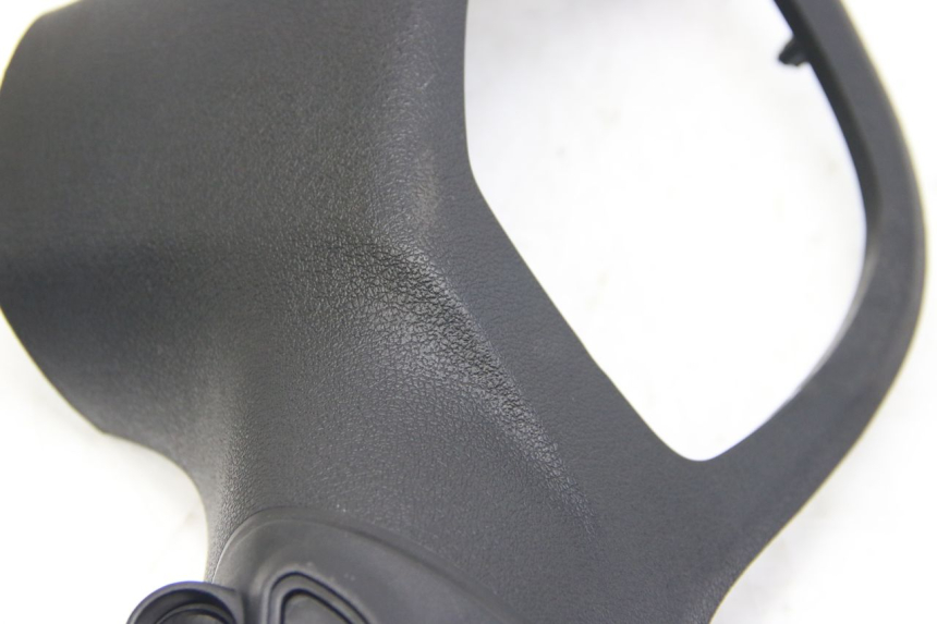 photo de REAR HANDLEBAR COVER PIAGGIO LIBERTY IGET 4T 50 (2015 - 2020) - Zoom on usage condition