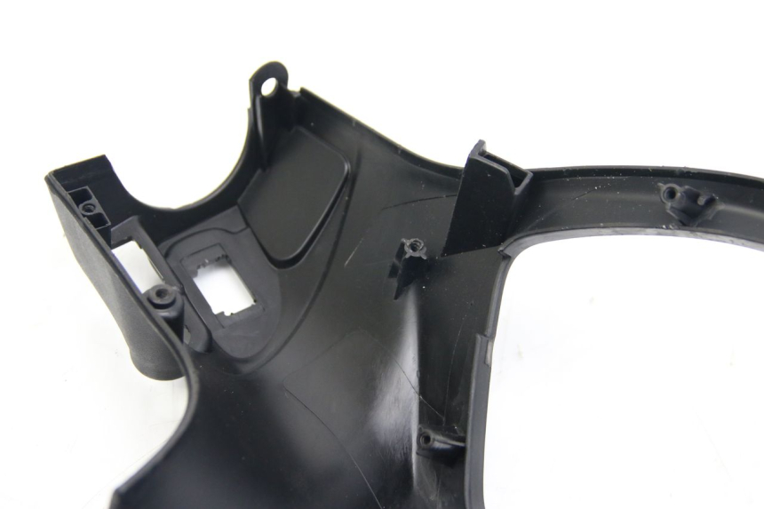 photo de REAR HANDLEBAR COVER PIAGGIO LIBERTY IGET 4T 50 (2015 - 2020) - Checked used part