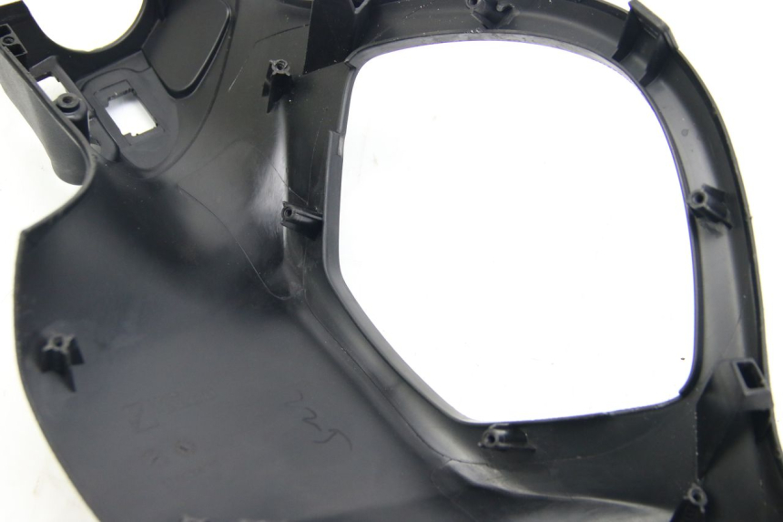 photo de REAR HANDLEBAR COVER PIAGGIO LIBERTY IGET 4T 50 (2015 - 2020) - Markings and original references