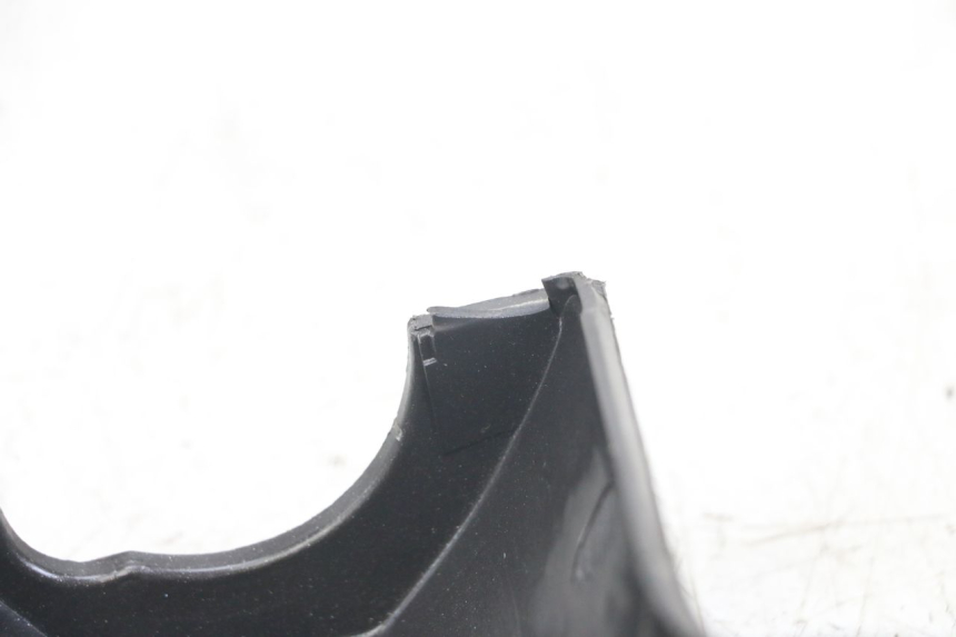 photo de REAR HANDLEBAR COVER PIAGGIO LIBERTY 125 (2009 - 2013) - Zoom on usage condition