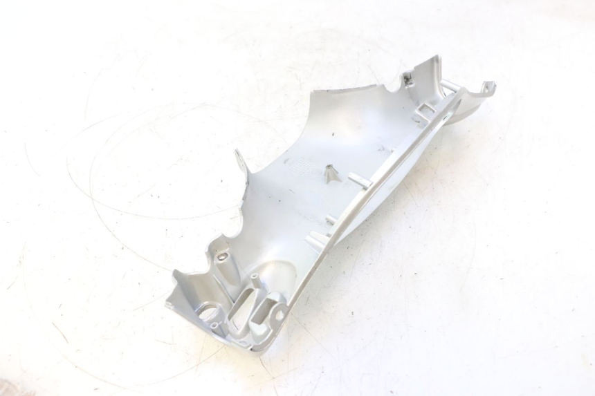 photo de HANDLE BAR REAR PANEL PIAGGIO LIBERTY 50 (1998 - 2003) - Zoom on usage condition